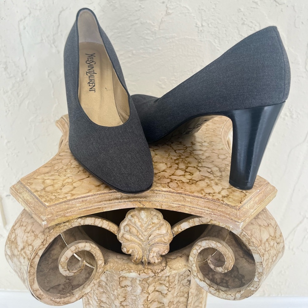 Yves Saint Laurent Heels